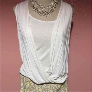 Breezy shirt with lace back